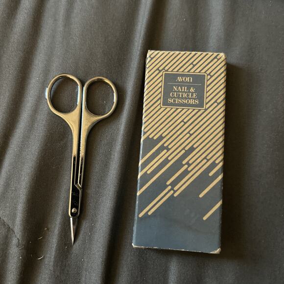 Avon Accessories - Avon Vintage 1989 Nail & Cuticle Scissors 3 Inch Boxed Manicure Pedicure